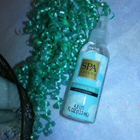 Spa Bath Gift Bundle Coconut Milk - Picture 4 of 6